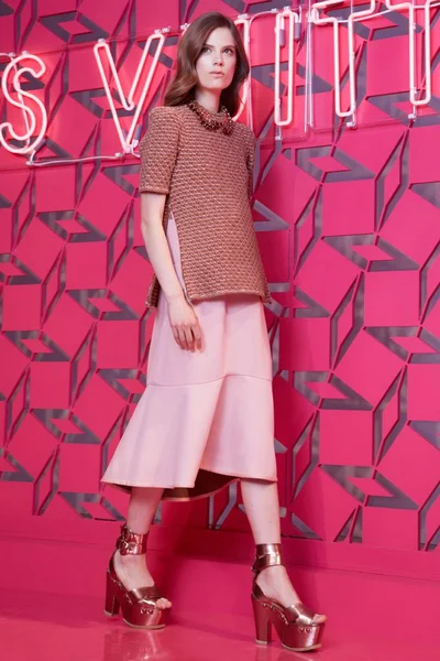 Look 19